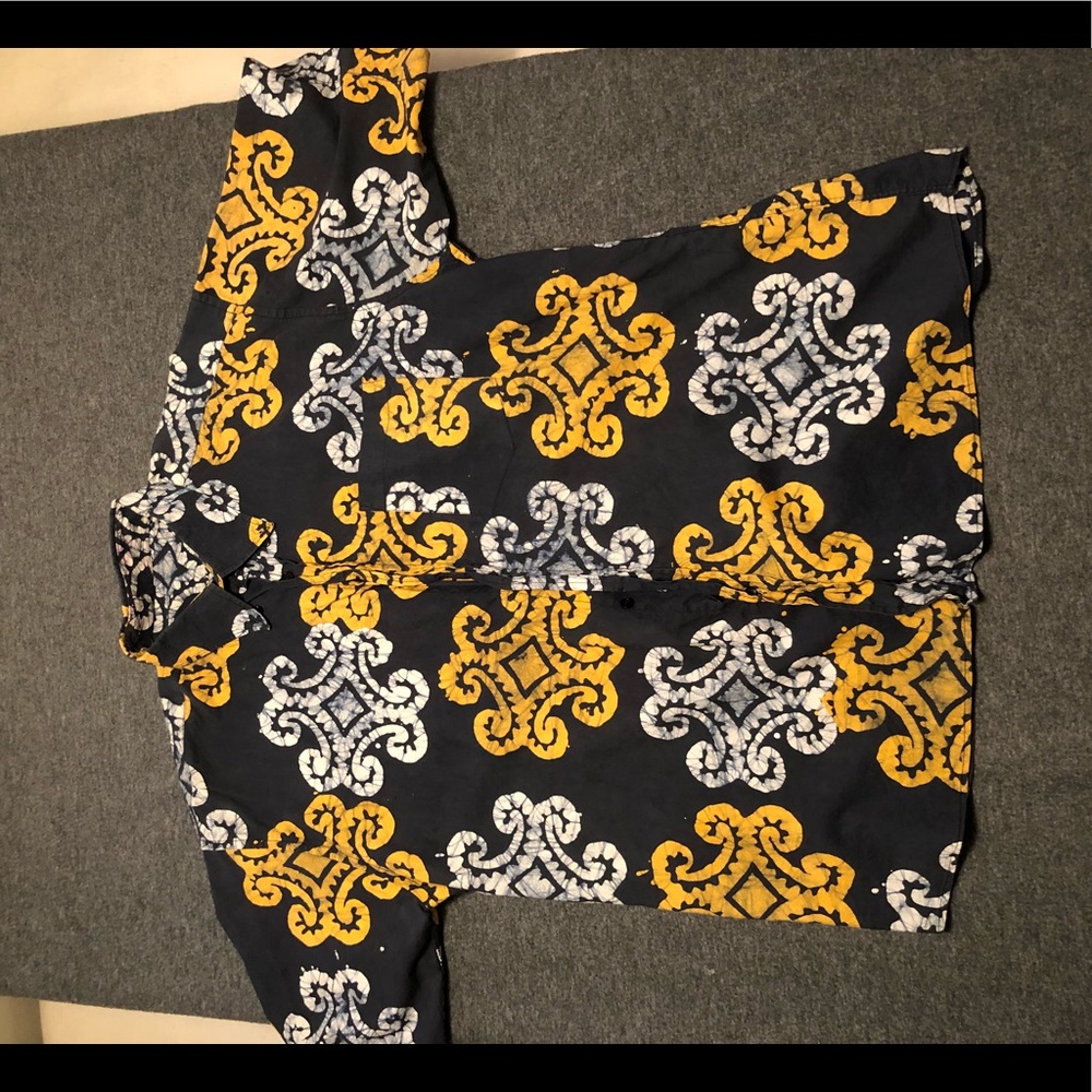 Hawaiian Button Up